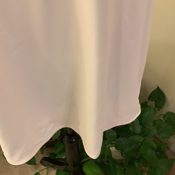 🌹VINTAGE ANNE KLEIN • Women's Sleeveless Dressy Top - Cream - Picture 3 of 11